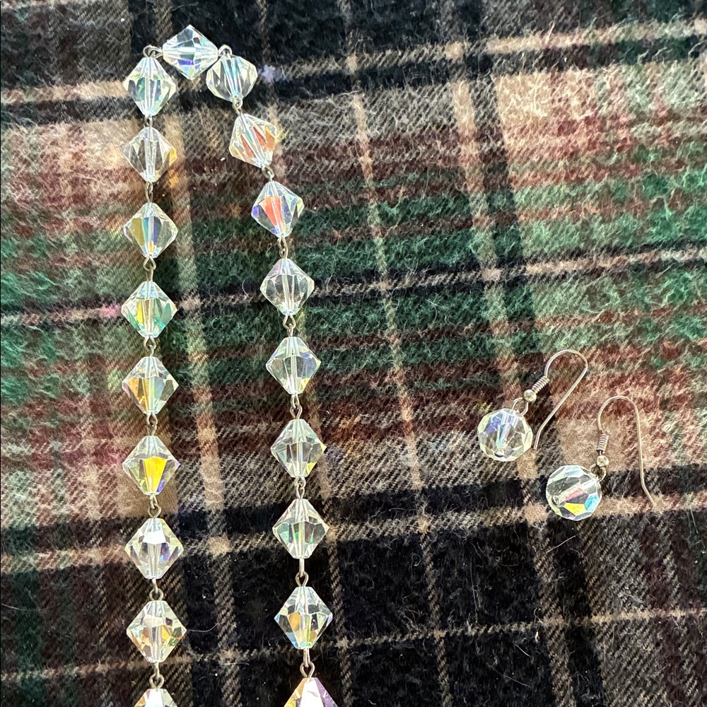 Elegant Crystal Necklace and Earring Set